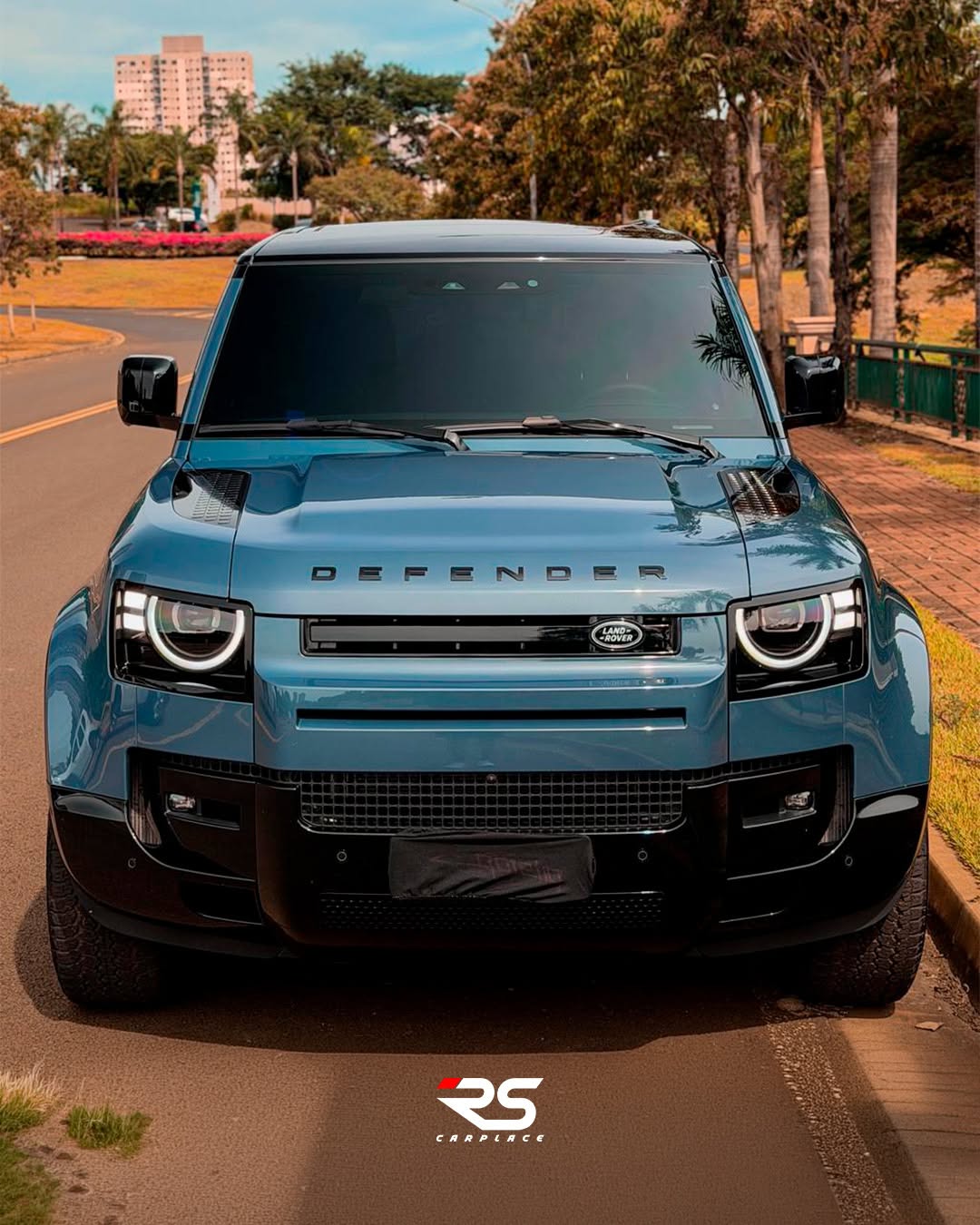 LAND ROVER DEFENDER HSE X-DYNAMIC - Imagem 2