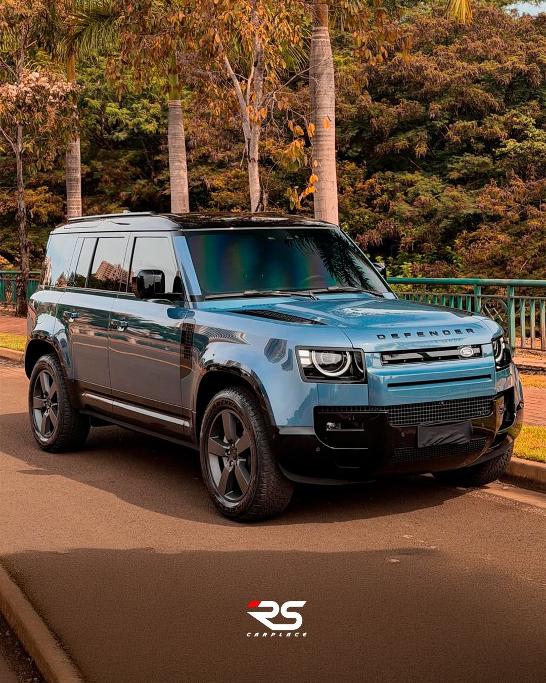 LAND ROVER DEFENDER HSE X-DYNAMIC - Imagem 3