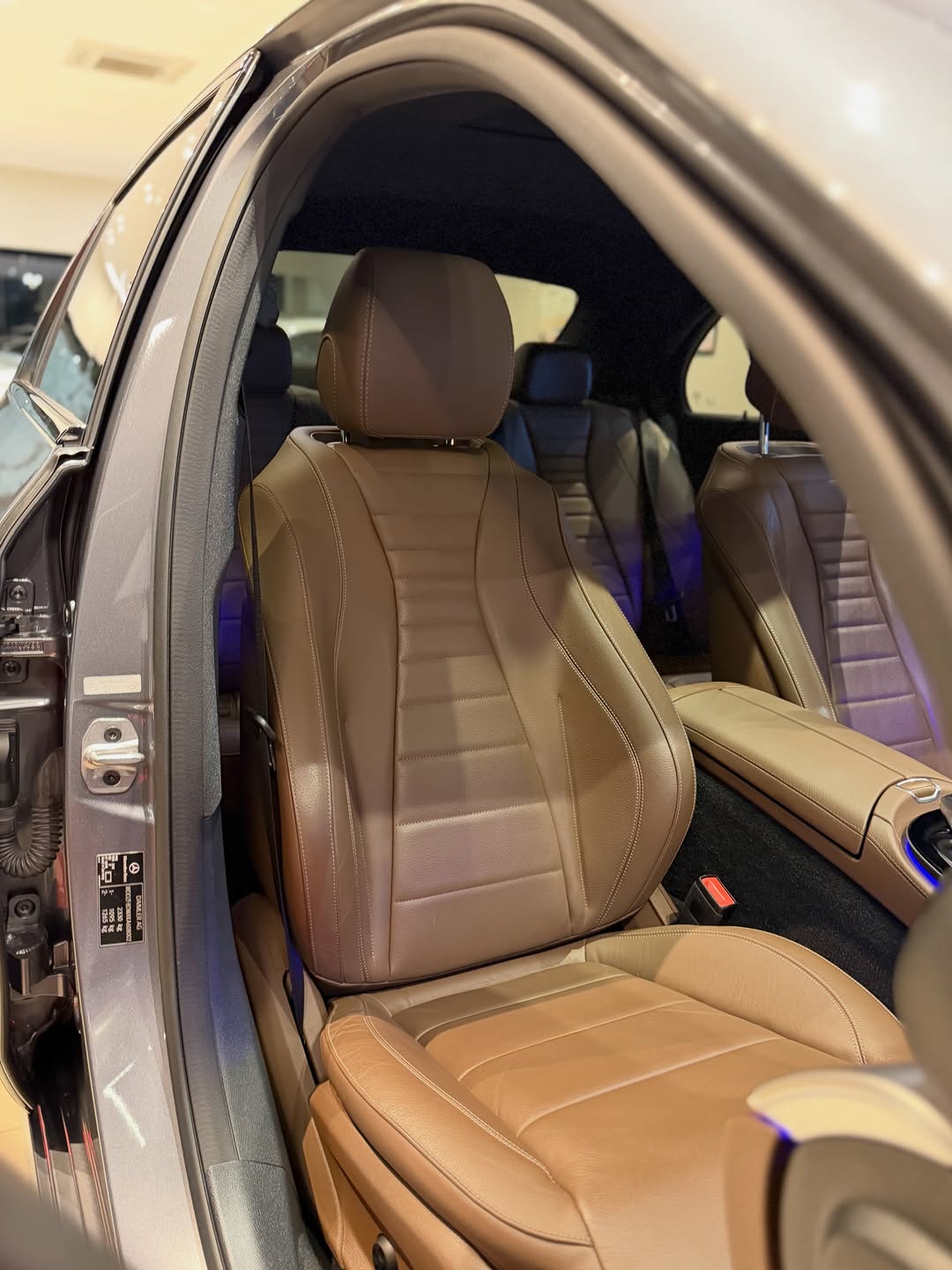 MERCEDES-BENZ E300 AVANTGARDE - Imagem 13