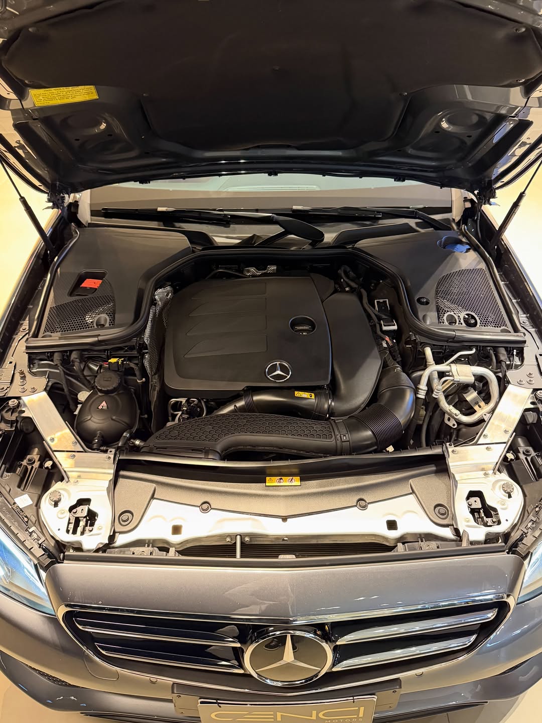 MERCEDES-BENZ E300 AVANTGARDE - Imagem 19