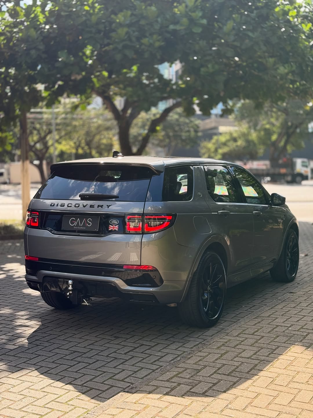LAND ROVER DISCOVERY SPORT R-DYNAMIC SE - Imagem 4