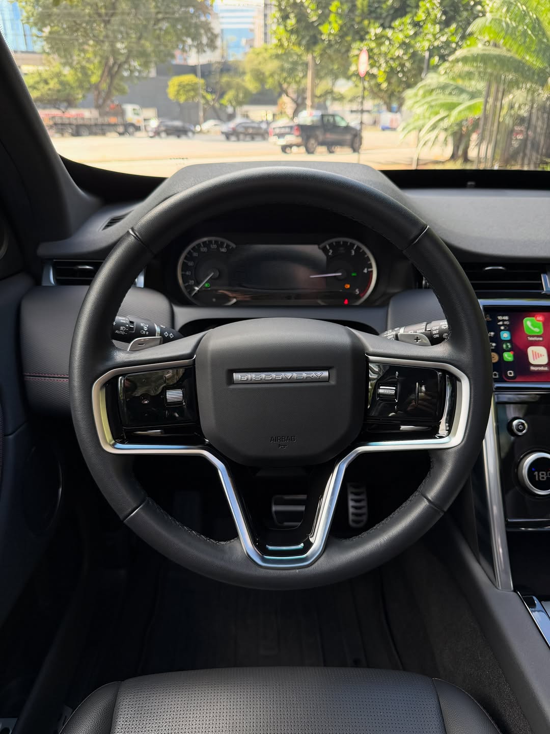 LAND ROVER DISCOVERY SPORT R-DYNAMIC SE - Imagem 9