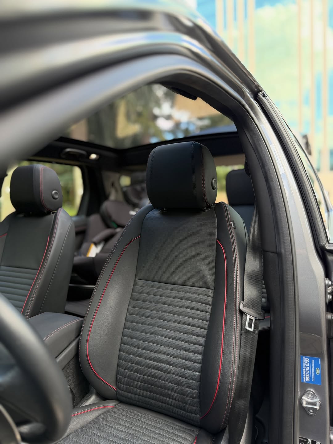 LAND ROVER DISCOVERY SPORT R-DYNAMIC SE - Imagem 10