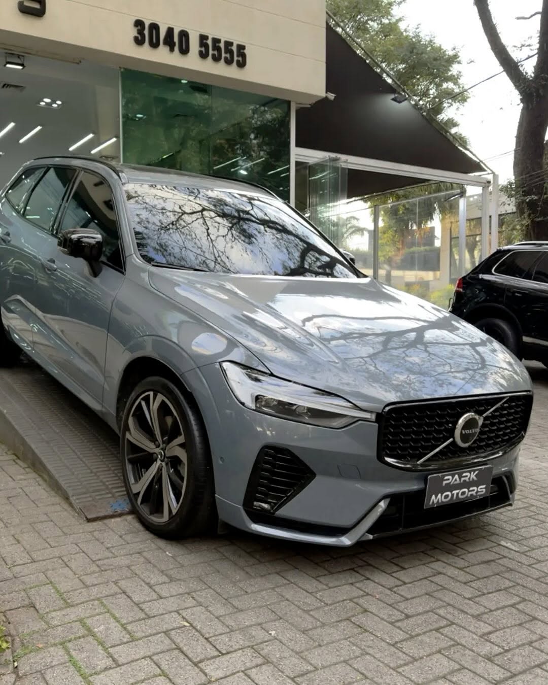 VOLVO XC60 R-DESIGN AWD - Imagem 4