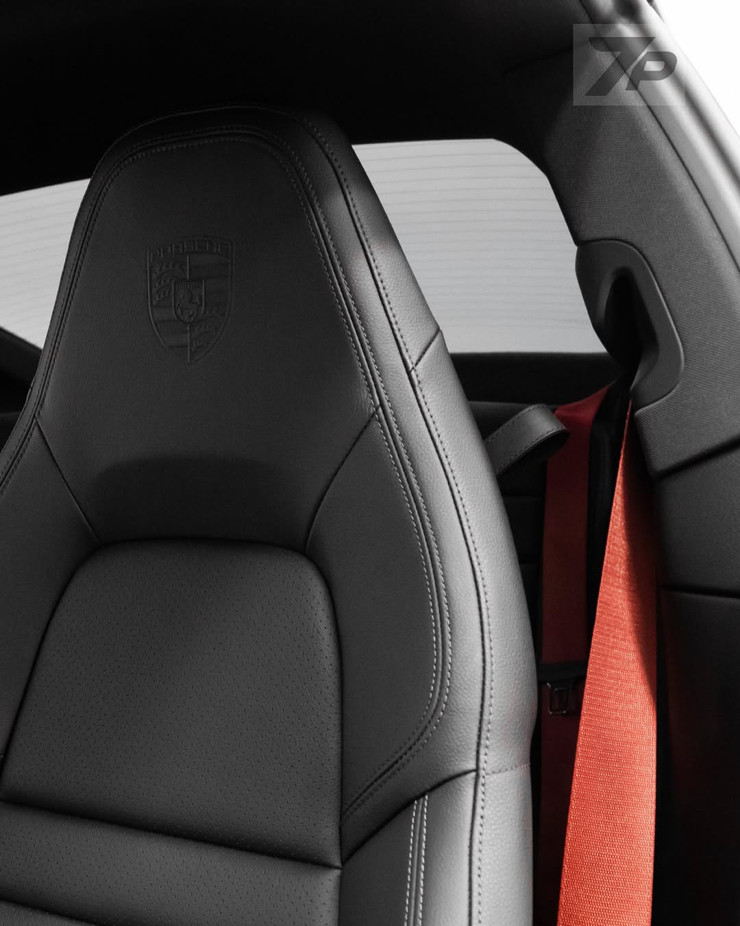 PORSCHE 911 CARRERA - Imagem 6