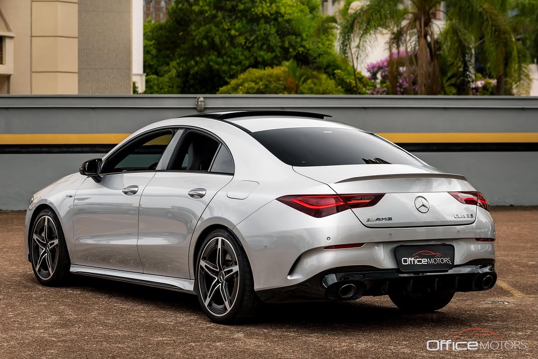 MERCEDES-BENZ CLA 35 AMG - Imagem 5