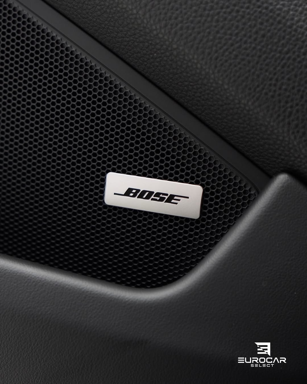 PORSCHE 911 CARRERA 4 GTS - Imagem 6