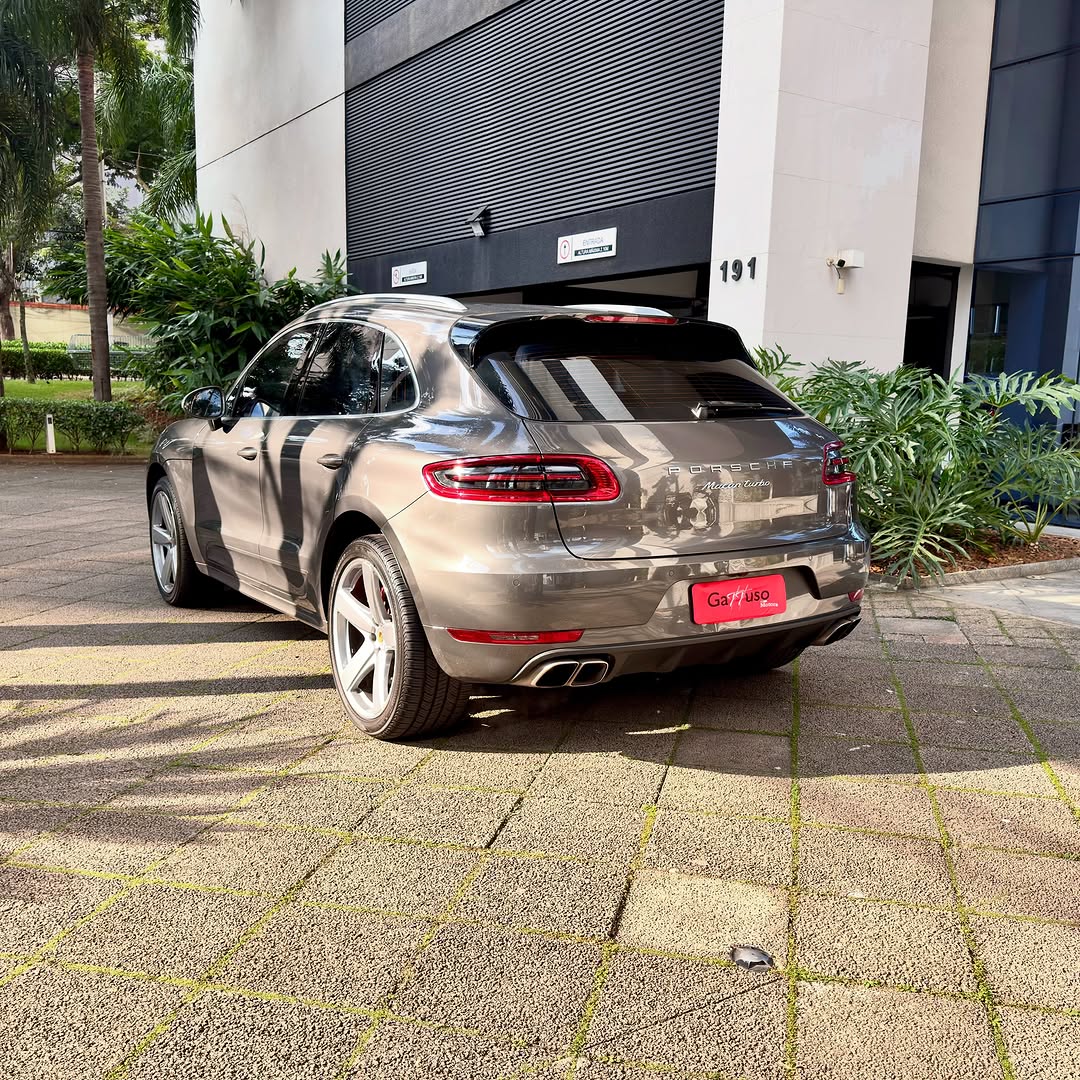 PORSCHE MACAN TURBO - Imagem 3