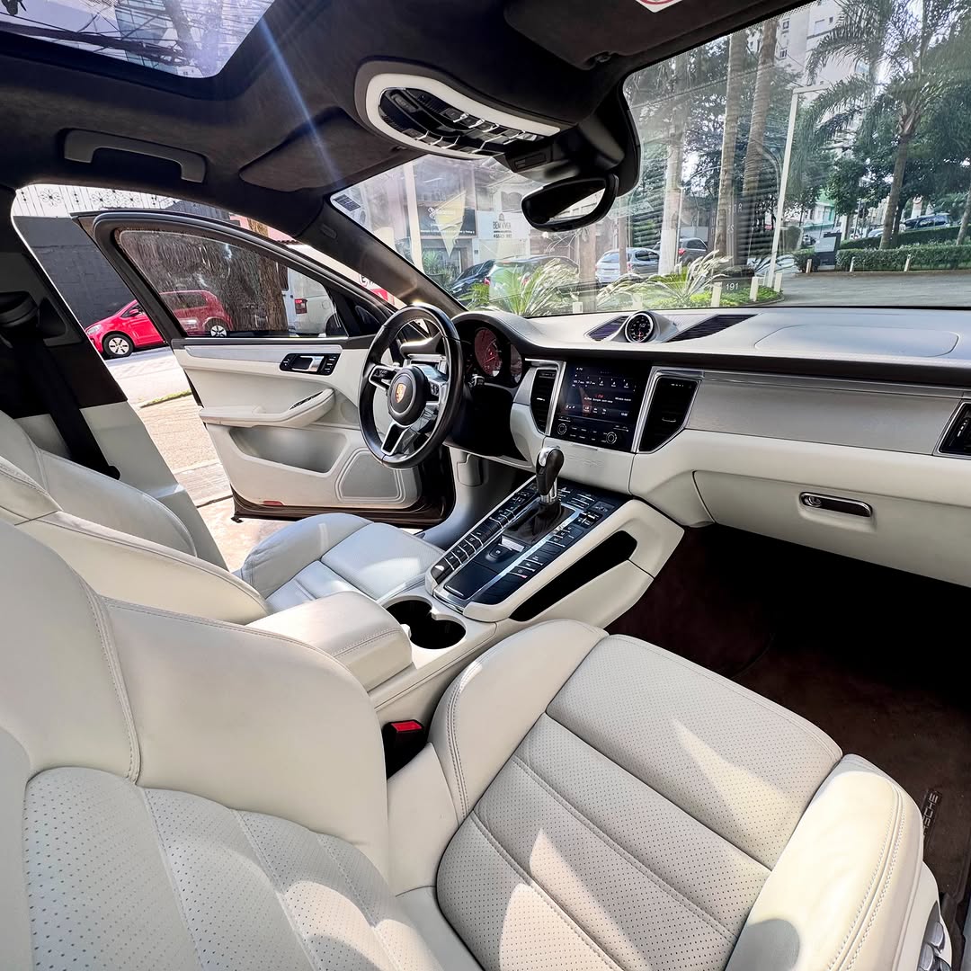 PORSCHE MACAN TURBO - Imagem 8