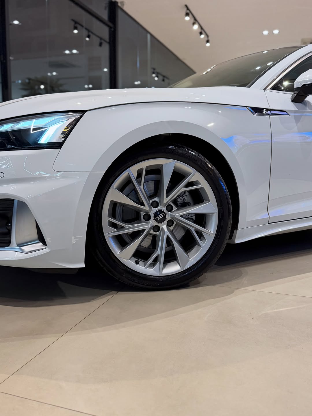AUDI A5 PRESTIGE PLUS - Imagem 17