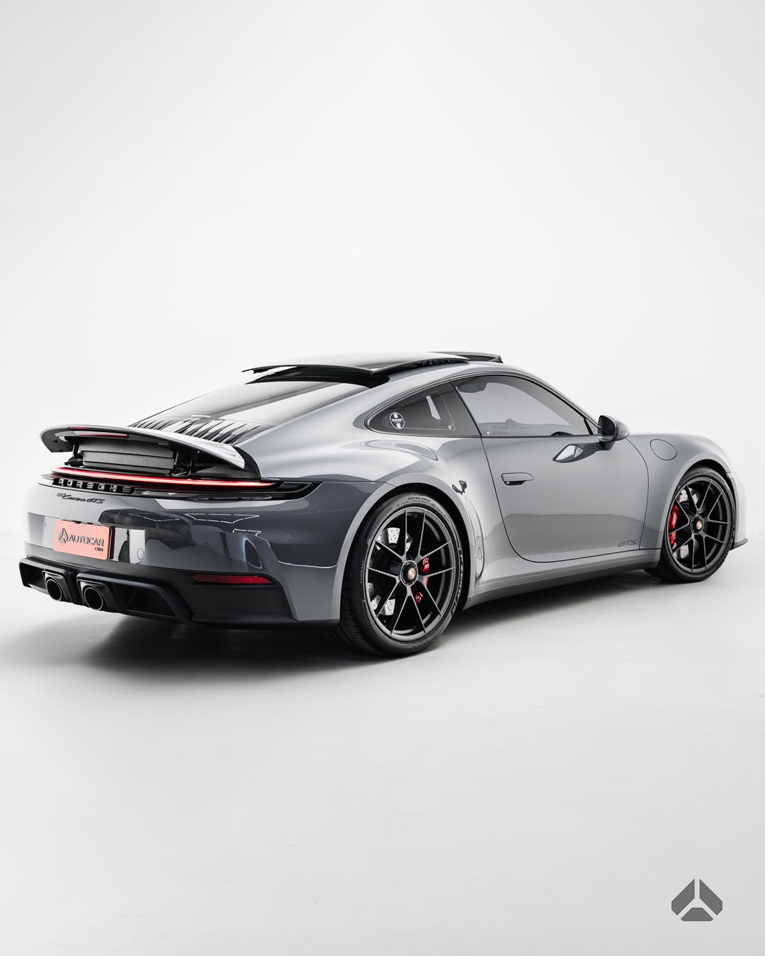 PORSCHE 911 CARRERA GTS - Imagem 3