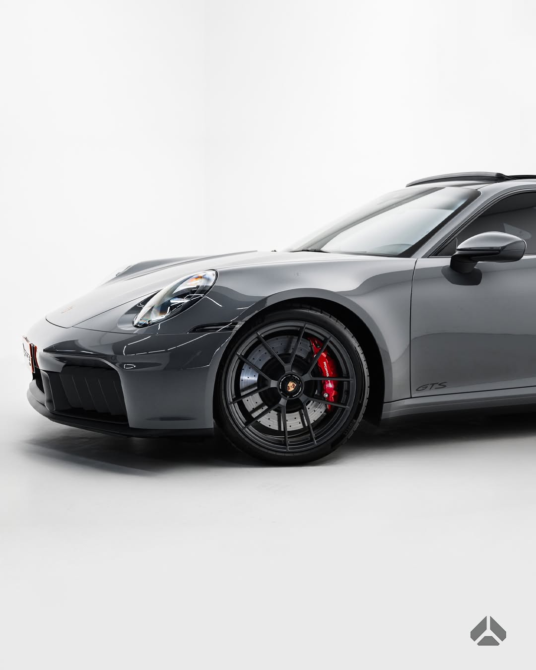 PORSCHE 911 CARRERA GTS - Imagem 9