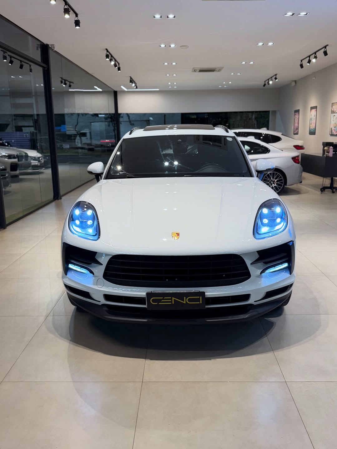 PORSCHE MACAN 2.0T - Imagem 2