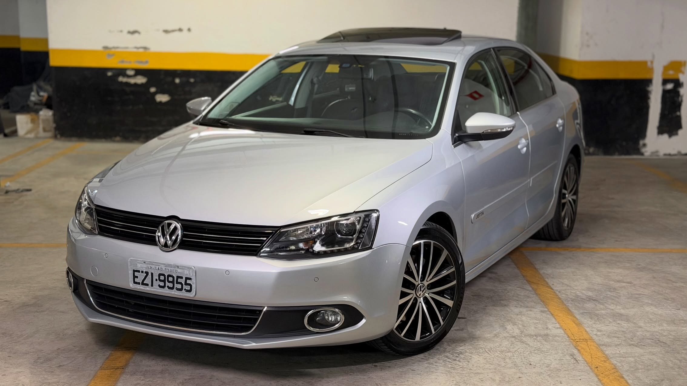 VOLKSWAGEN JETTA TSI - Imagem 1