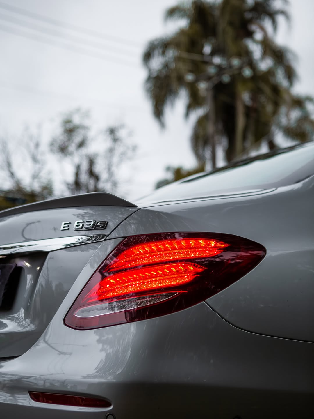 MERCEDES-BENZ E63S AMG - Imagem 15