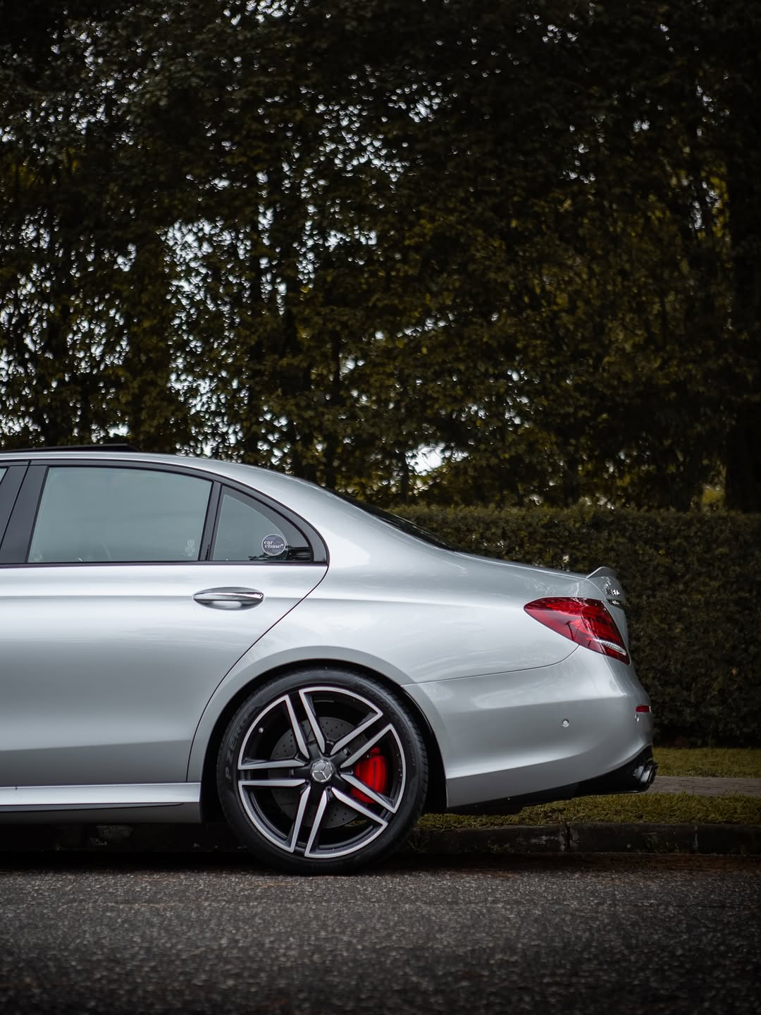 MERCEDES-BENZ E63S AMG - Imagem 8