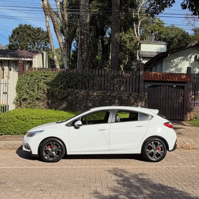 CHEVROLET CRUZE SPORT LT 1.4 TURBO - Imagem 2