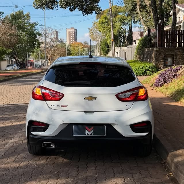 CHEVROLET CRUZE SPORT LT 1.4 TURBO - Imagem 5