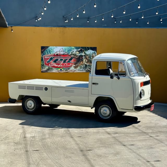 VOLKSWAGEN KOMBI PICKUP - Imagem 5