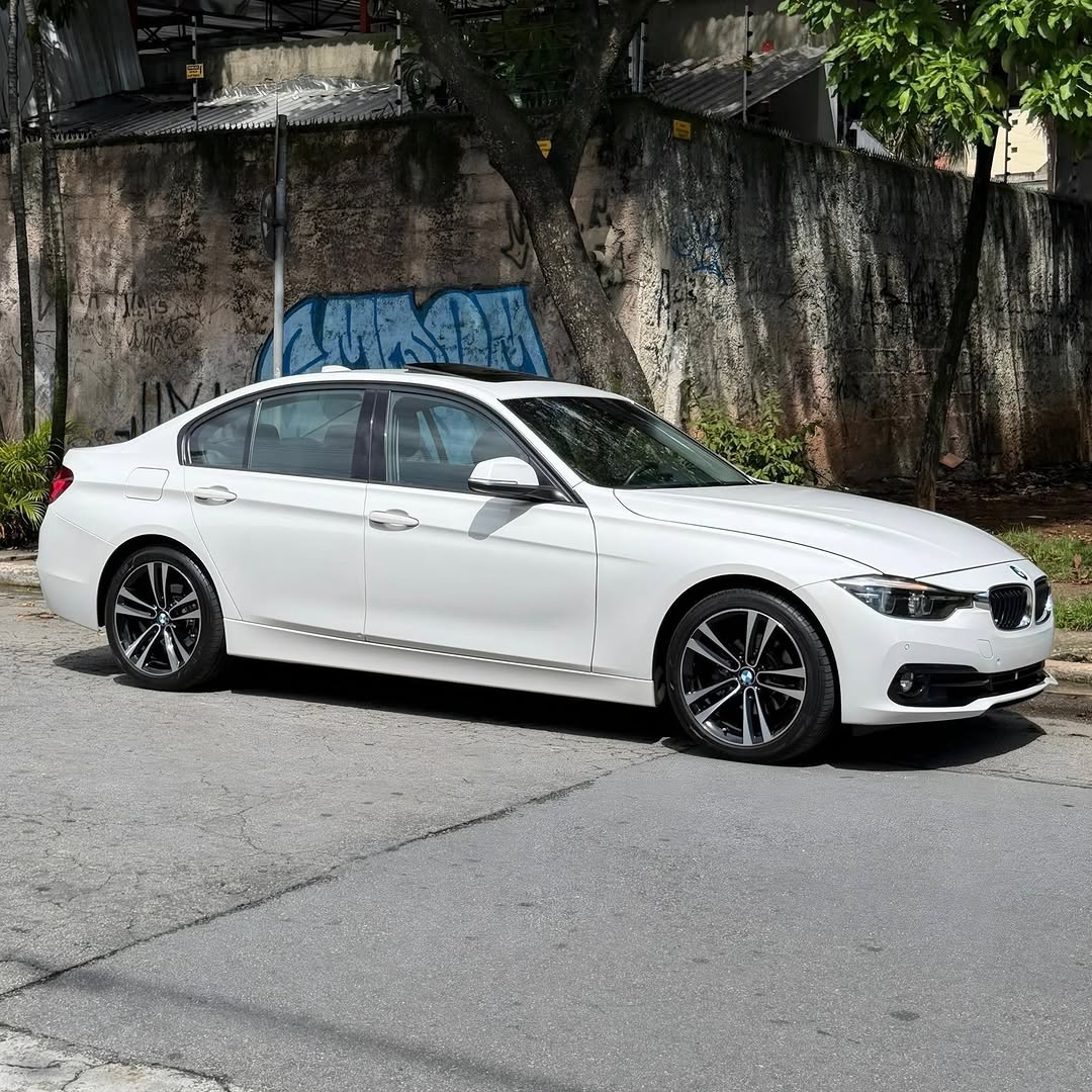 BMW 320I SPORT GP PLUS - Imagem 5