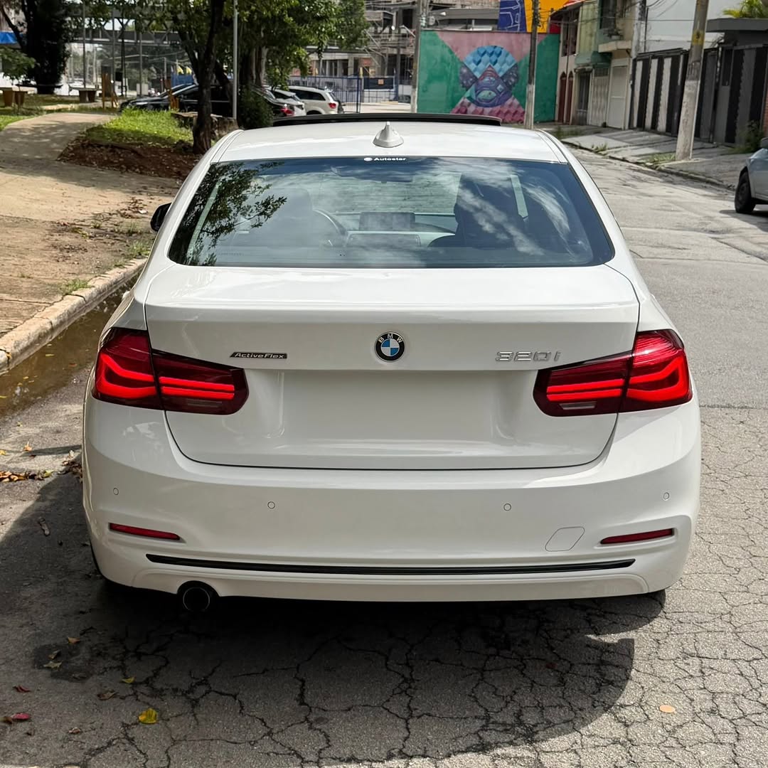 BMW 320I SPORT GP PLUS - Imagem 6
