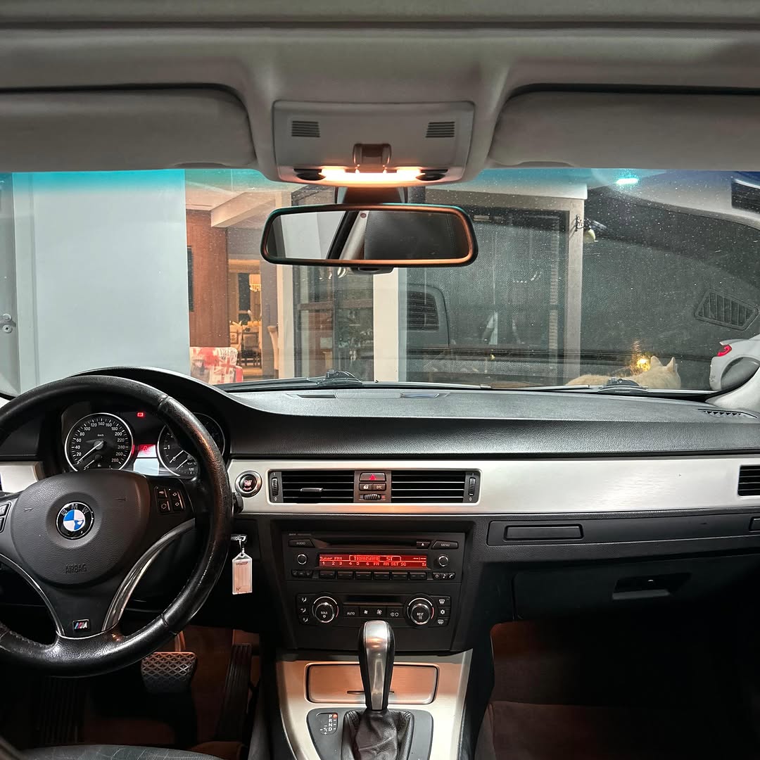 BMW 325I COUPE - Imagem 9