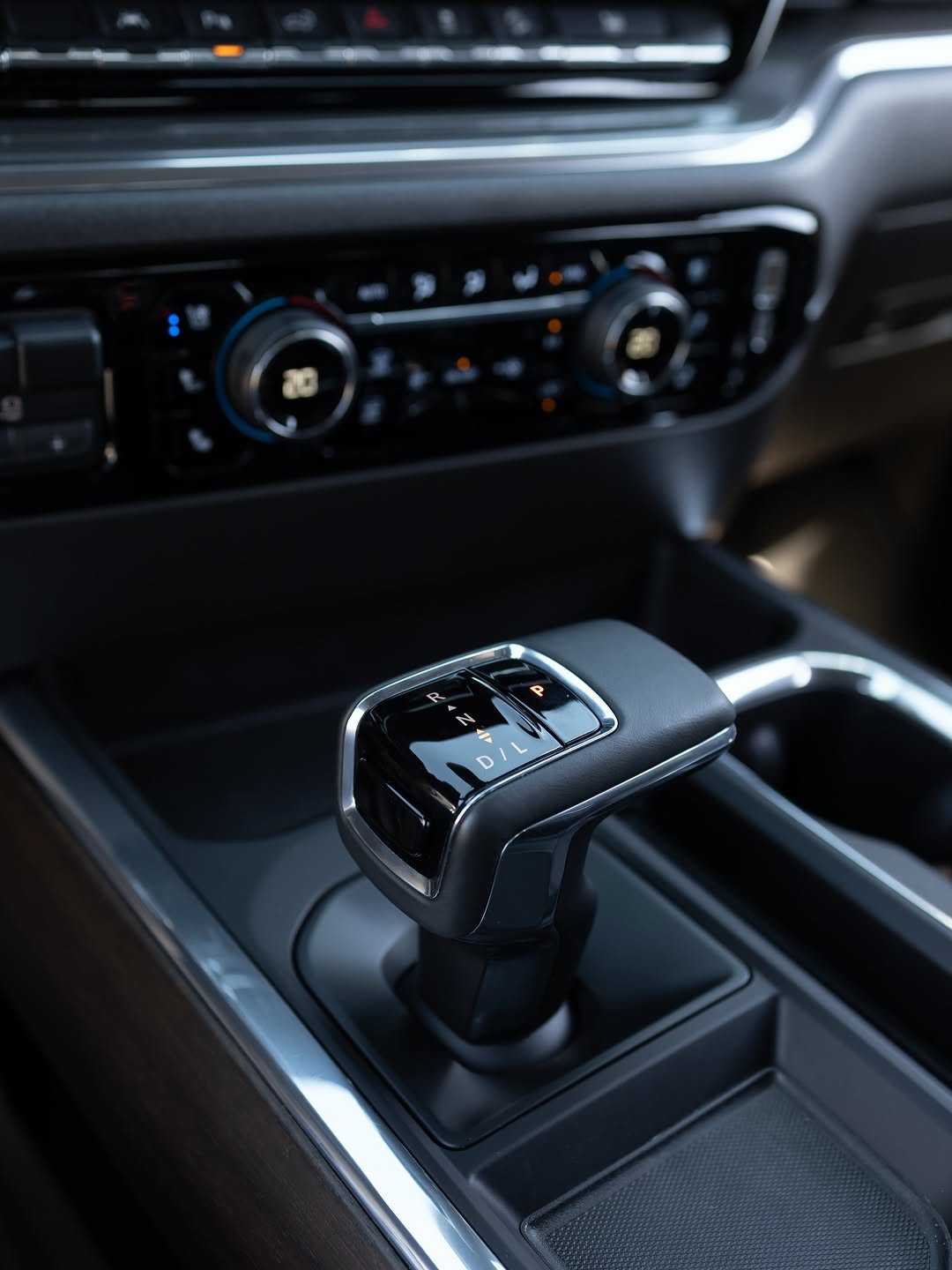 CHEVROLET SILVERADO HIGH COUNTRY - Imagem 15