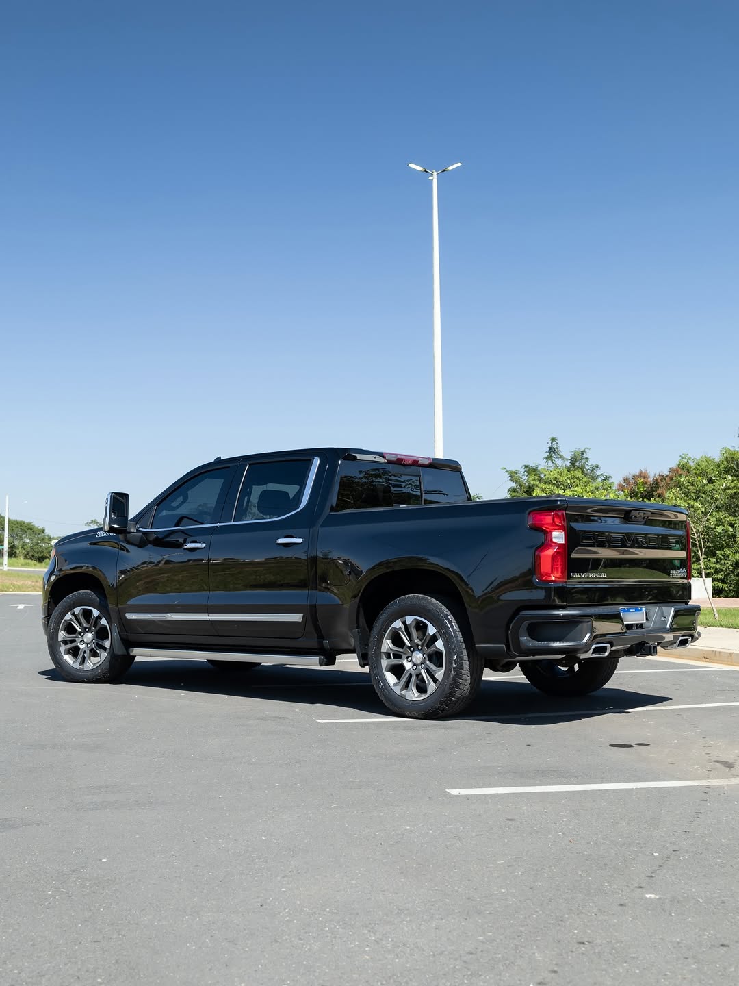CHEVROLET SILVERADO HIGH COUNTRY - Imagem 10