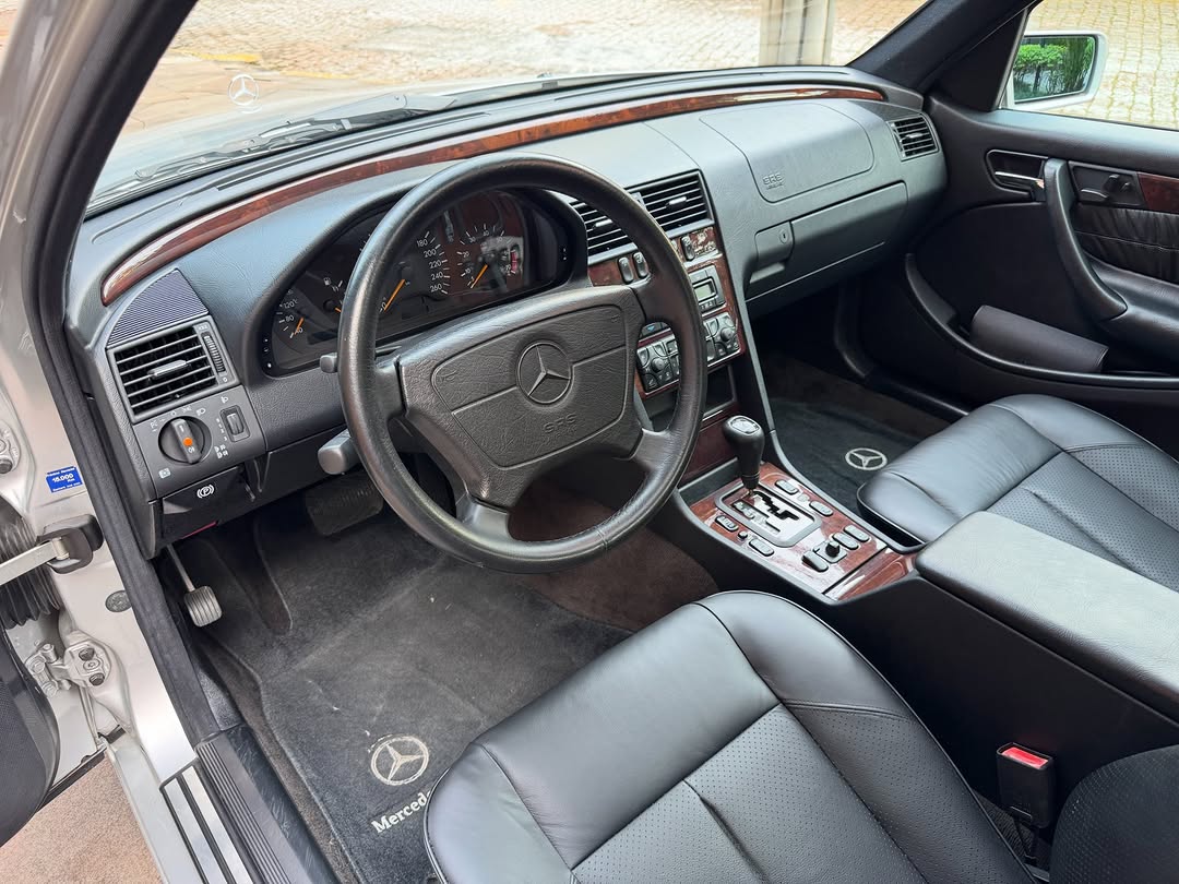 MERCEDES-BENZ C280 ELEGANCE - Imagem 11