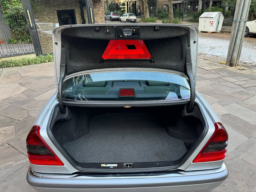 MERCEDES-BENZ C280 ELEGANCE - Imagem 17