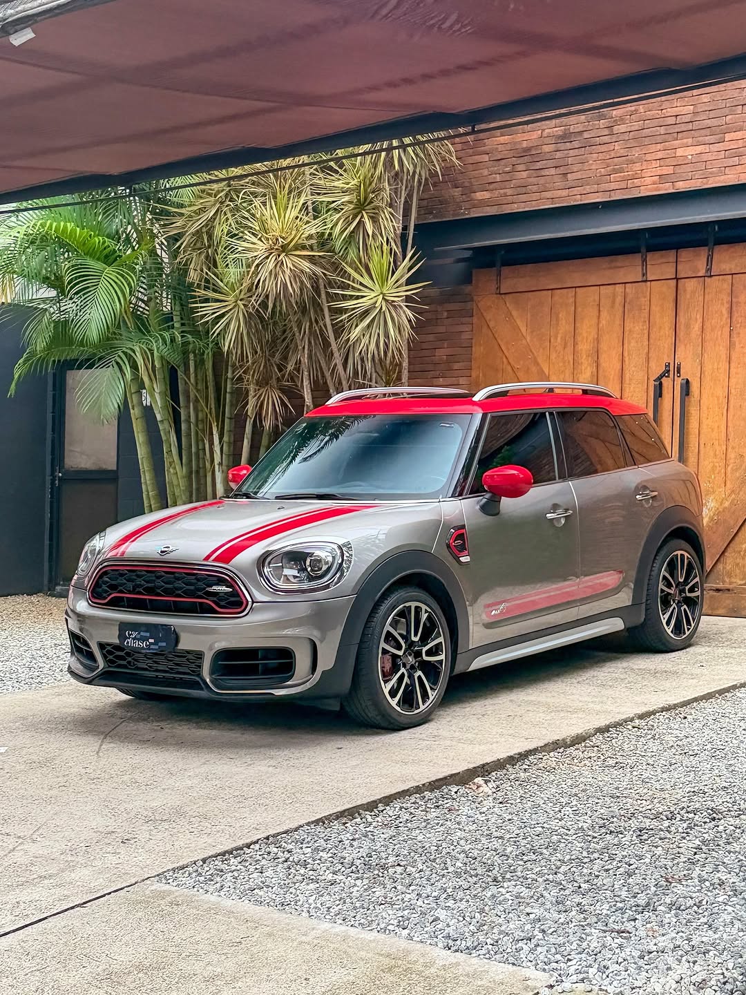MINI COUNTRYMAN JCW - Imagem 1