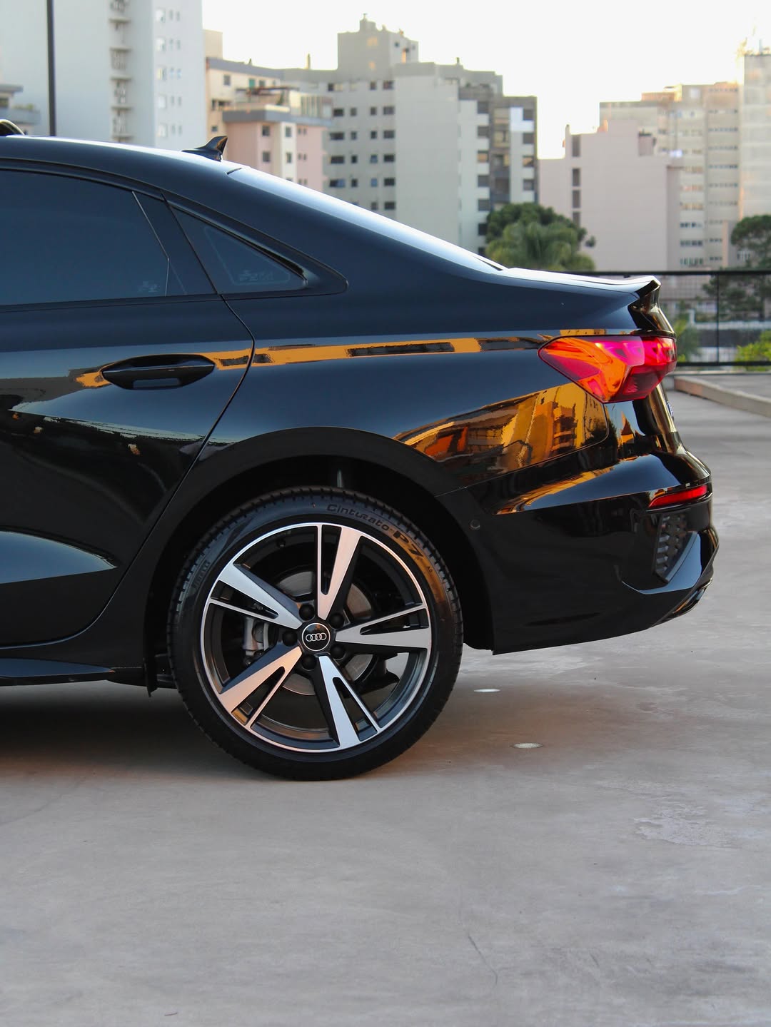 AUDI A3 PERFORMANCE BLACK - Imagem 4