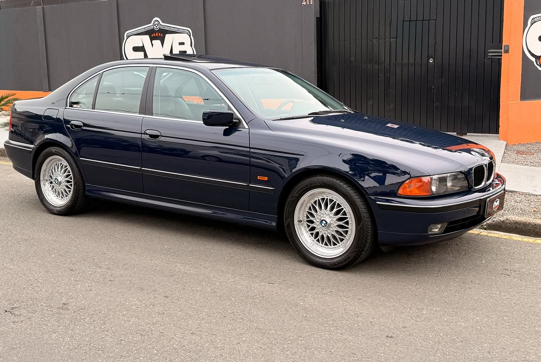 BMW 528I - Imagem 1