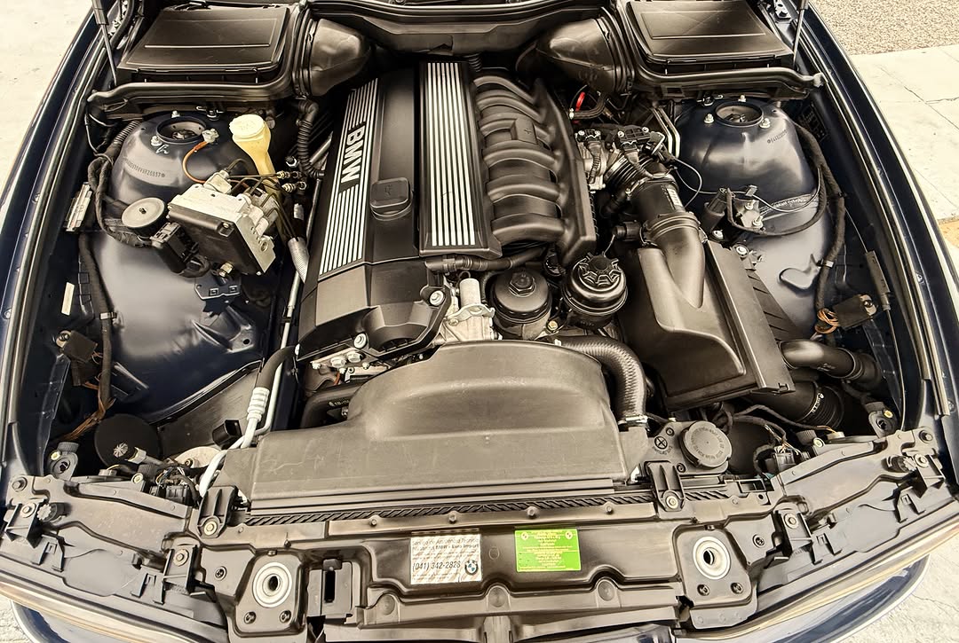 BMW 528I - Imagem 15