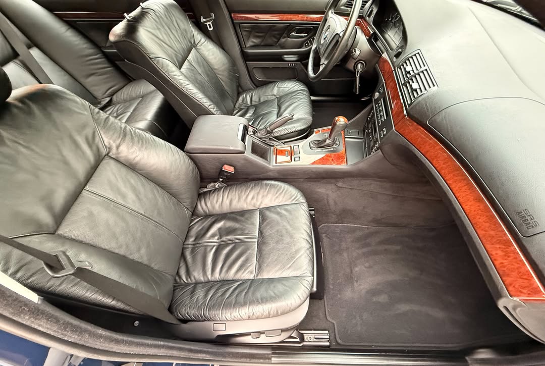 BMW 528I - Imagem 10