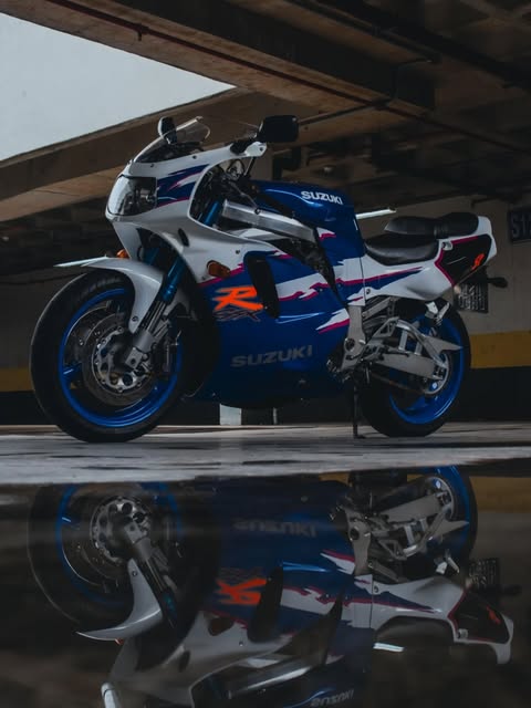 SUZUKI GSX-R 750 SP - Imagem 5