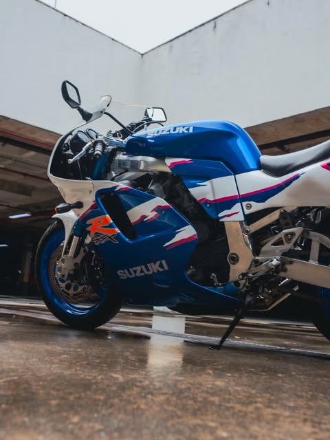 SUZUKI GSX-R 750 SP - Imagem 6