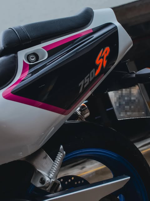 SUZUKI GSX-R 750 SP - Imagem 8
