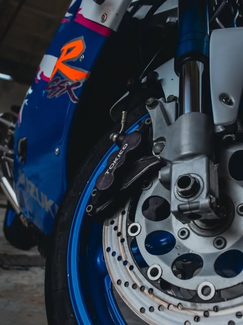 SUZUKI GSX-R 750 SP - Imagem 9