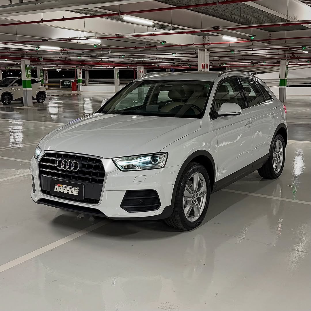 AUDI Q3 AMBIENTE PLUS - Imagem 2