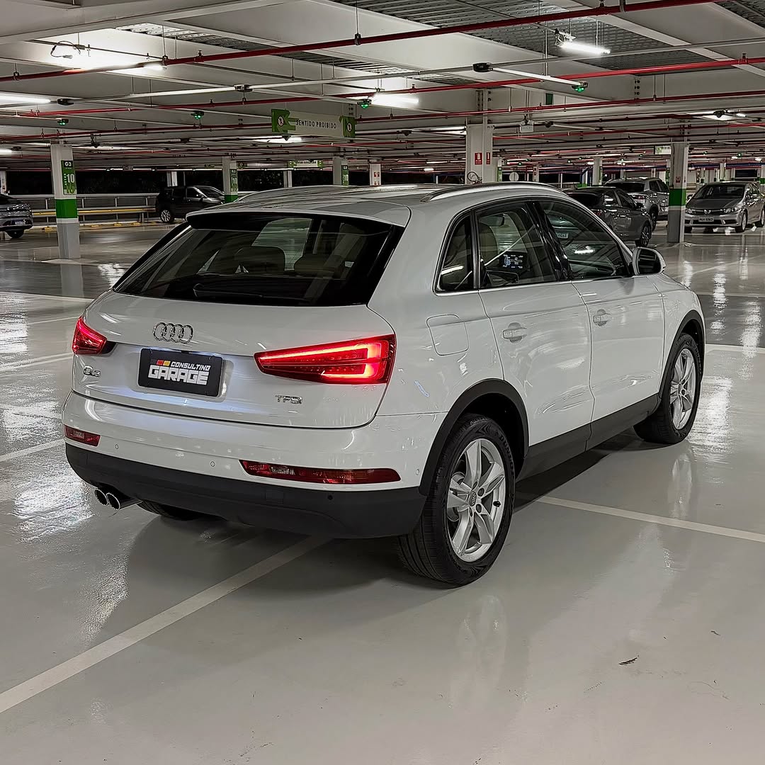 AUDI Q3 AMBIENTE PLUS - Imagem 4