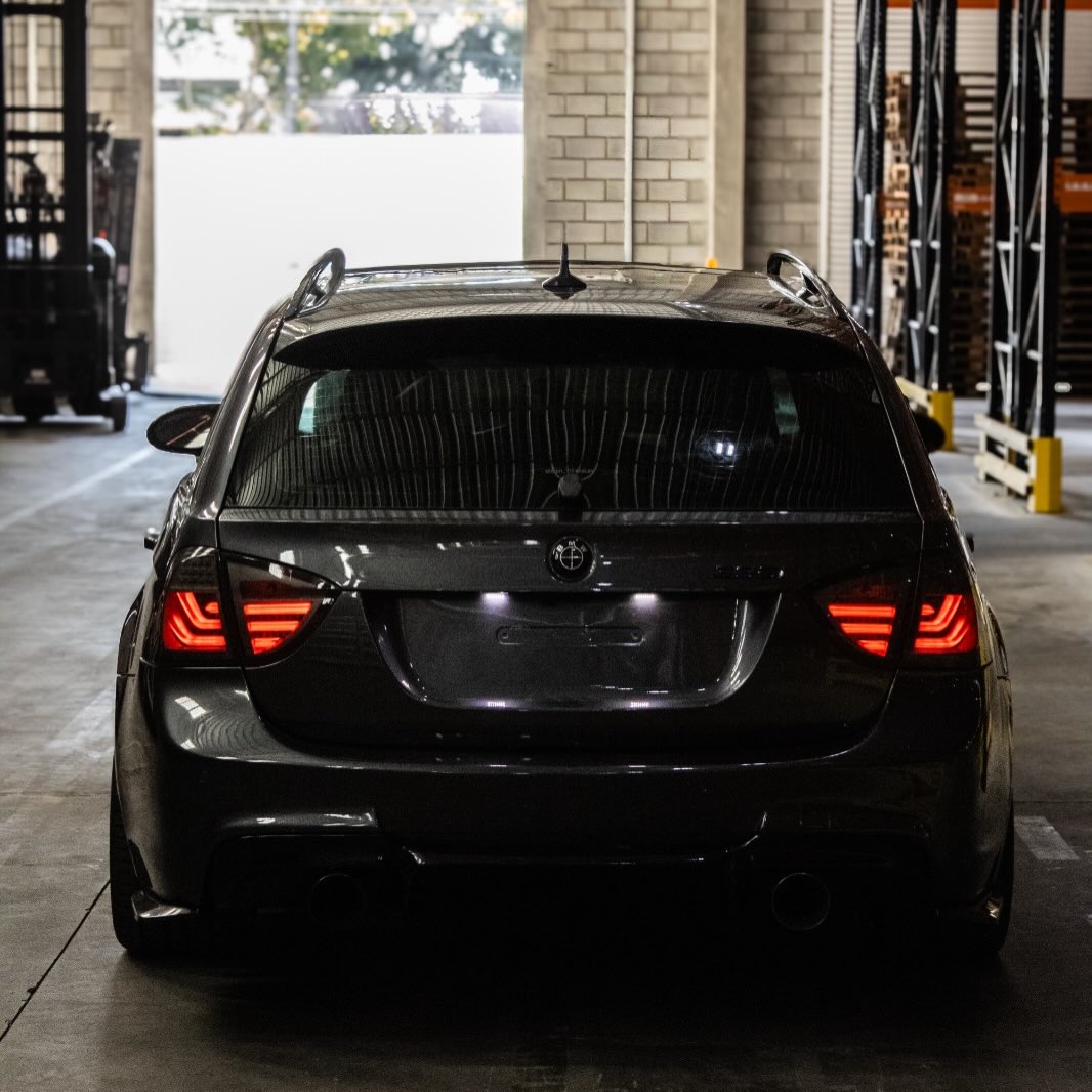 BMW 325I TOURING - Imagem 6