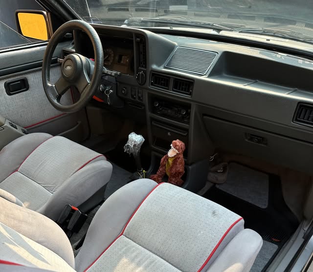 FORD ESCORT XR3 - Imagem 7