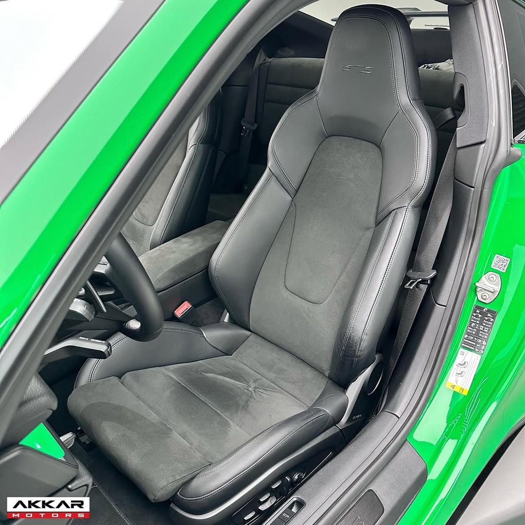 PORSCHE 911 CARRERA GTS - Imagem 8
