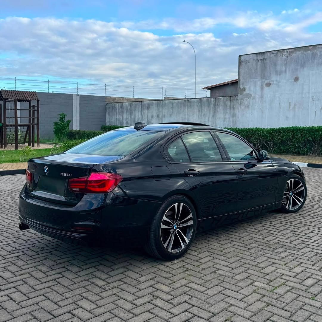 BMW 320I SPORT GP PLUS - Imagem 5