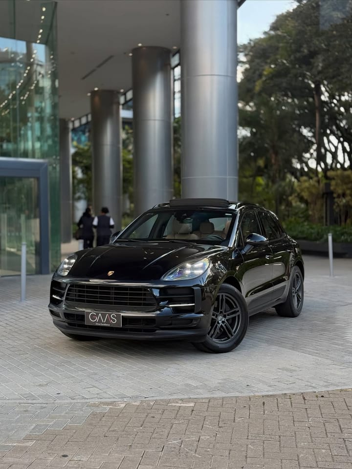 PORSCHE MACAN 2.0
