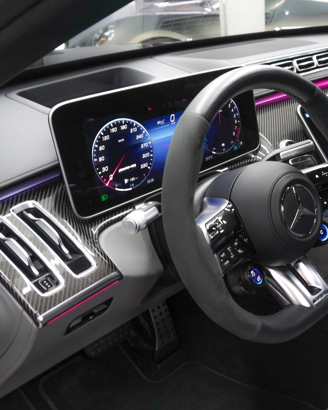 MERCEDES-BENZ S 63 AMG S E PERFORMANCE AUT. (HÍBRIDO) - Imagem 7