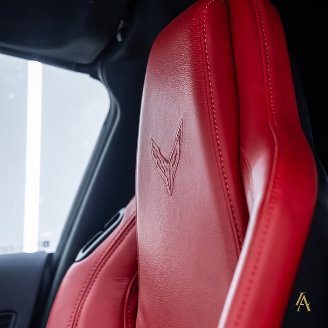 CHEVROLET CORVETTE STINGRAY 1LT TARGA - Imagem 11