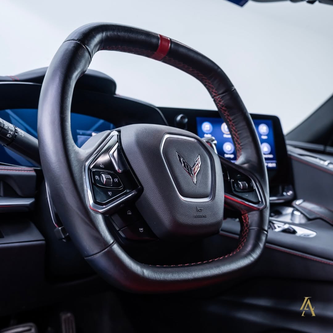 CHEVROLET CORVETTE STINGRAY 1LT TARGA - Imagem 13
