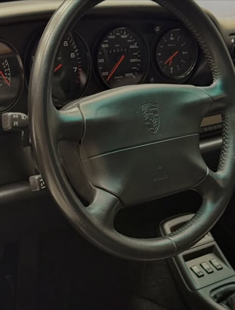 PORSCHE 911 CARRERA - Imagem 15